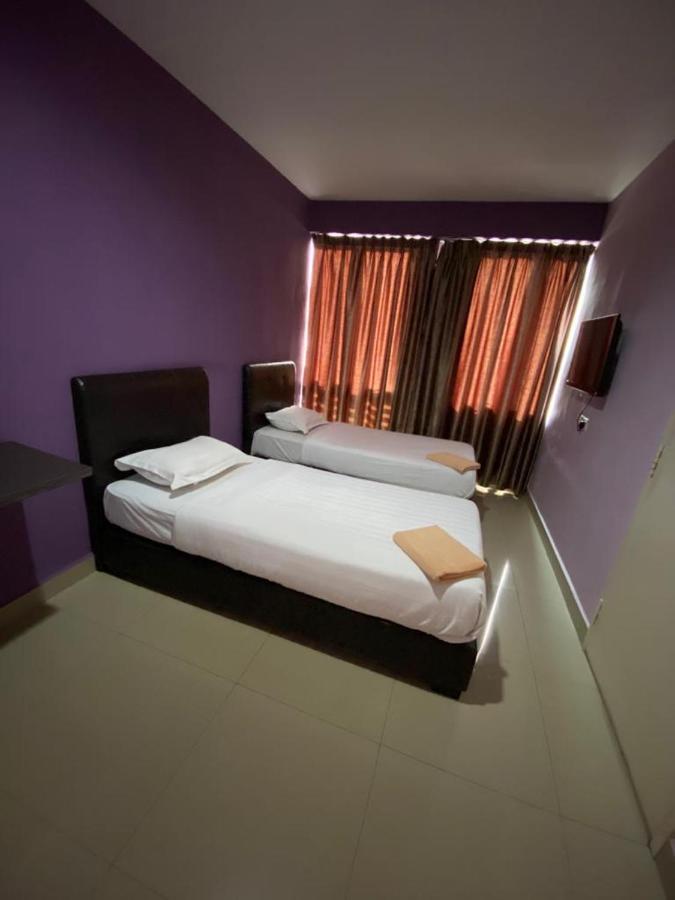 Hotel Zamburger Kota Damansara Εξωτερικό φωτογραφία